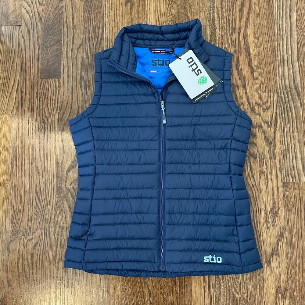 Stio NWT Women's Pinon Down Vest in Navy Small